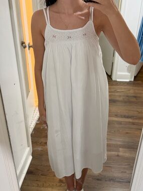 Women's White Smocked Cotton Sleepdress